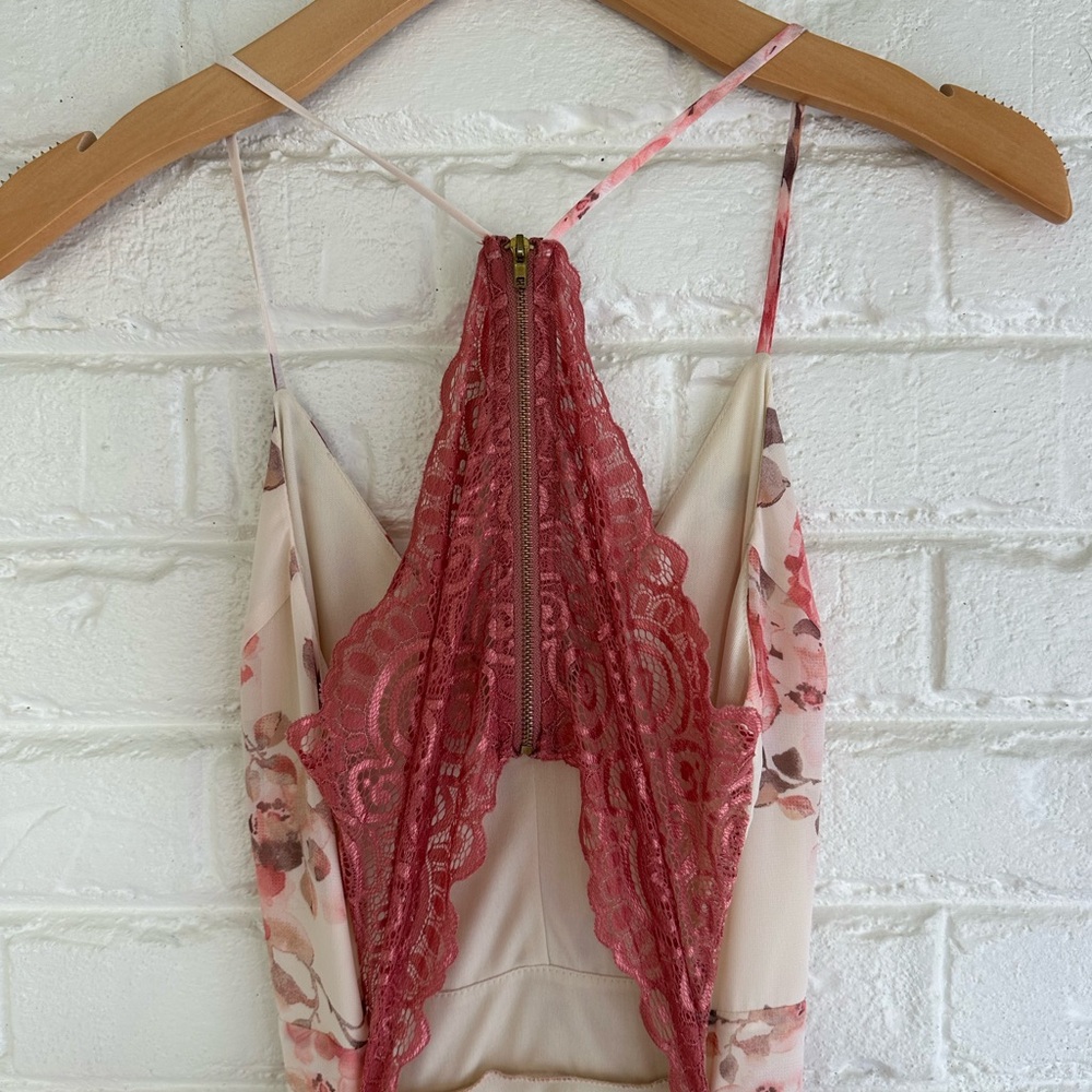 Windsor Pink Floral Dress - Picture 7 of 7